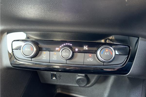 2021 Vauxhall Corsa-e 50kWh SE Nav Premium Hatchback 5dr Electric Auto (7.4Kw Charger) (136 ps) - Cloth, photo 16