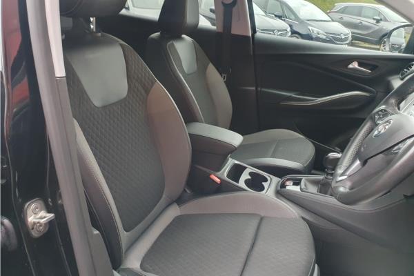 2021 Vauxhall Grandland X 1.2 Turbo Griffin Edition SUV 5dr Petrol Manual Euro 6 (s/s) (130 ps) - Cloth, photo 34