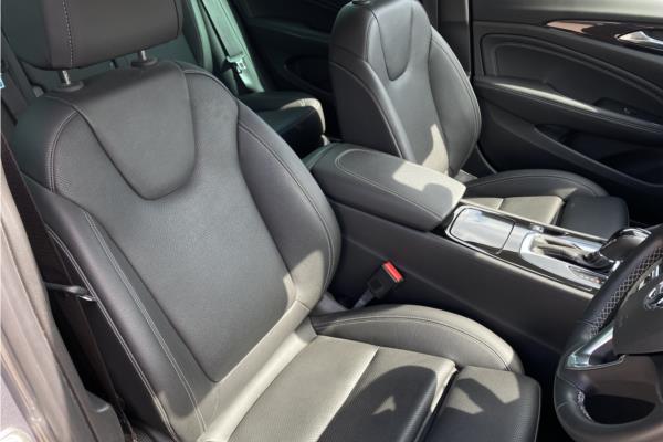 2019 Vauxhall Insignia 2.0 Turbo D BlueInjection Elite Nav Sports Tourer 5dr Diesel Auto Euro 6 (s/s) (170 ps) - Black Siena, photo 34