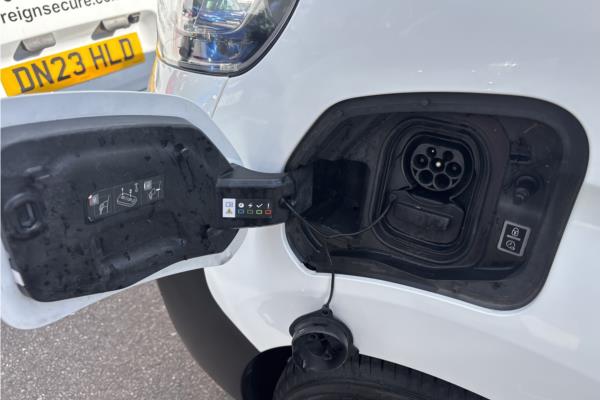 2021 Vauxhall Vivaro Electric 3100 75kWh Dynamic Panel Van 5dr Electric Auto L2 H1 (136 ps) - Cloth, photo 35