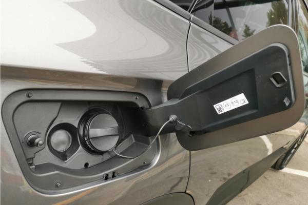 2021 Vauxhall Grandland X 1.2 Turbo Griffin Edition SUV 5dr Petrol Auto Euro 6 (s/s) (130 ps) - Cloth, photo 35