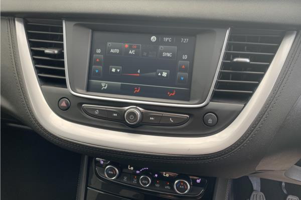 2020 Vauxhall Grandland X 1.2 Turbo SE Premium SUV 5dr Petrol Manual Euro 6 (s/s) (130 ps) - Cloth, photo 17