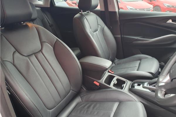 2020 VAUXHALL GRANDLAND - Harlekin Black, photo 34