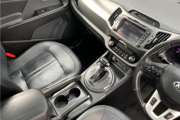2011 Kia Sportage 2.0 CRDi KX-3 SUV 5dr Diesel Automatic AWD (183 g/km, 134 bhp)-sequence-28