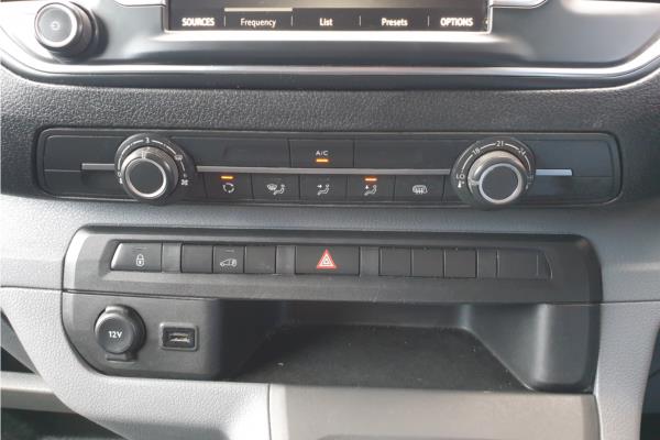 2021 Vauxhall Vivaro 1.5 Turbo D 2700 Sportive Panel Van 5dr Diesel Manual L1 H1 Euro 6 (s/s) (120 ps) - Curtiba Tritone, photo 16
