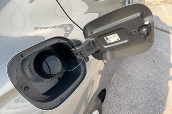 2019 Vauxhall Astra 1.4i Turbo GPF Elite Nav Hatchback 5dr Petrol Auto Euro 6 (s/s) (150 ps) - Leather, photo 35