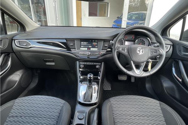 2018 VAUXHALL ASTRA 1.4T 16V 150 SRi 5dr Auto-sequence-9
