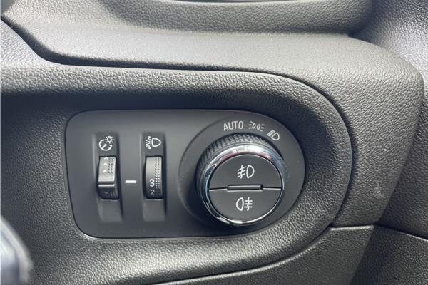 2020 Vauxhall Grandland X 1.2 Turbo SE SUV 5dr Petrol Manual Euro 6 (s/s) (130 ps) - Berson Black, photo 22