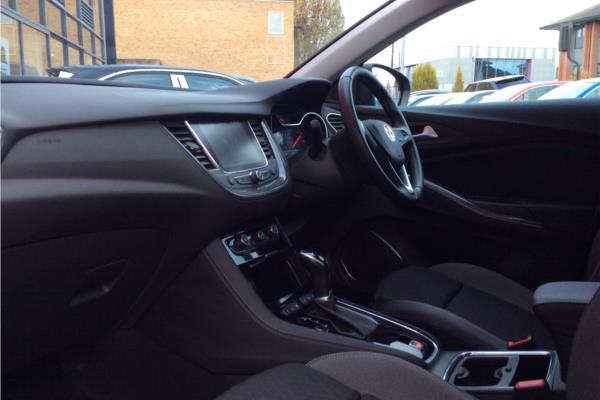 2020 Vauxhall Grandland 1.2T 130ps Griffin AU - Berson Black, photo 15