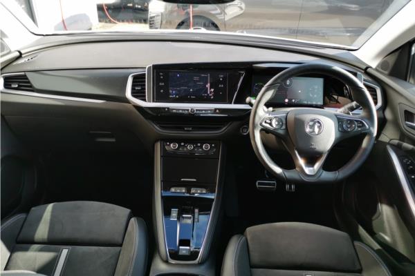2023 Vauxhall Grandland 1.6 14.2kWh GSe SUV 5dr Petrol Plug-in Hybrid Auto AWD Euro 6 (s/s) (300 ps) - Black Alcantara, photo 10