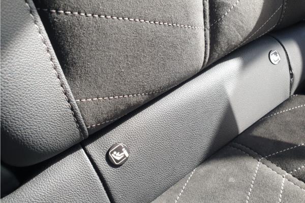 2024 Vauxhall Mokka-e 50kWh Ultimate SUV 5dr Electric Auto (136 ps) - Black Alcantara, photo 33