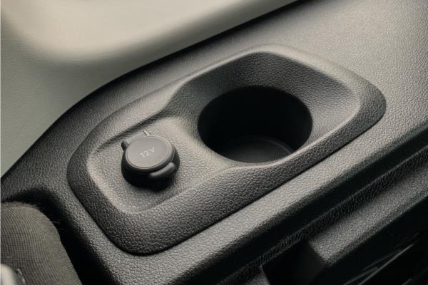 2021 Vauxhall Combo Life 1.2 Turbo SE MPV 5dr Petrol Auto Euro 6 (s/s) (7 Seat) (130 ps) - Cloth, photo 45