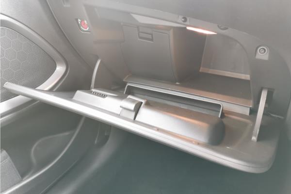 2021 Vauxhall Crossland 1.2 Turbo Elite Nav SUV 5dr Petrol Auto Euro 6 (s/s) (130 ps) - Leather, photo 26