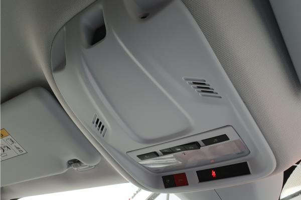 2020 Vauxhall Grandland X 1.2 Turbo SRi Nav SUV 5dr Petrol Auto Euro 6 (s/s) (130 ps) - Cloth, photo 25