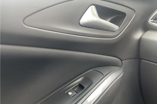 2020 Vauxhall Grandland X 1.2 Turbo SRi Nav SUV 5dr Petrol Manual Euro 6 (s/s) (130 ps) - Cloth, photo 34