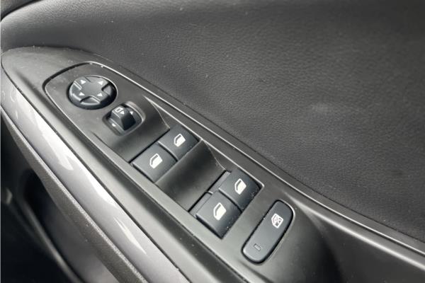 2021 Vauxhall Grandland X 1.2 Turbo Elite Nav SUV 5dr Petrol Auto 8Spd Euro 6 (s/s) (130 ps) - Leather, photo 9