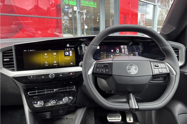 Vauxhall Mokka HAT 54kWh 11kWCh 281ps GSE - Blk Gse Alcntra, photo 10