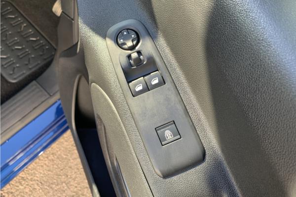 2020 Vauxhall Combo Life 1.2 Turbo Energy MPV 5dr Petrol Auto Euro 6 (s/s) (130 ps) - Cloth, photo 22