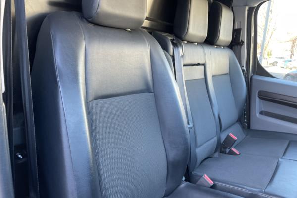 2020 Vauxhall Vivaro 2.0 Turbo D 3100 Sportive Panel Van 5dr Diesel Manual L2 H1 Euro 6 (s/s) (120 ps) - Cloth, photo 34