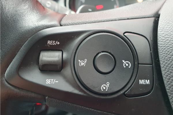 2020 Vauxhall Corsa 1.2 Turbo Elite Nav Premium Hatchback 5dr Petrol Auto Euro 6 (s/s) (100 ps) - Cloth, photo 18