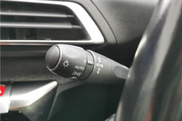 Non Franchise 2019 Peugeot 5008 1.2 PureTech Allure SUV 5dr Petrol Manual Euro 6 (s/s) (130 ps) - Fabic - Cloth, photo 27