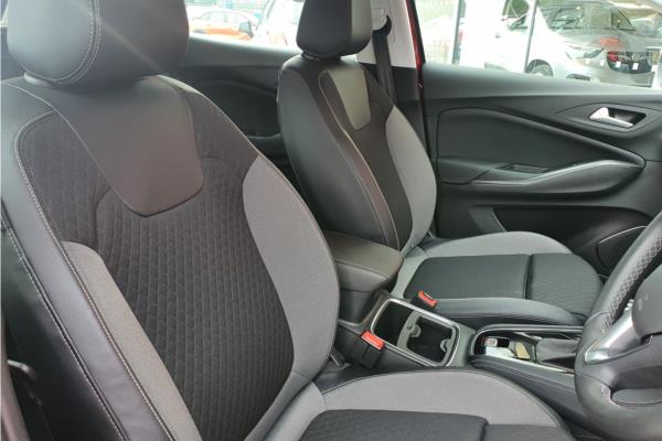 2020 Vauxhall Grandland X 1.2 Turbo SRi Nav SUV 5dr Petrol Auto Euro 6 (s/s) (130 ps) - Cloth, photo 33