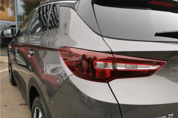 2021 Vauxhall Grandland X 1.2 Turbo Griffin Edition SUV 5dr Petrol Auto Euro 6 (s/s) (130 ps) - Cloth, photo 37