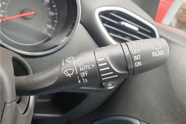 2022 Vauxhall Crossland 1.2 Turbo Ultimate SUV 5dr Petrol Auto Euro 6 (s/s) (130 ps) - Alcantara, photo 28