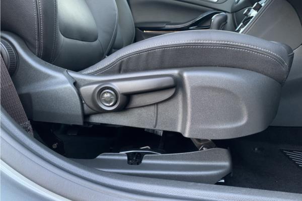 2019 Vauxhall Astra 1.4i Turbo GPF Elite Nav Hatchback 5dr Petrol Auto Euro 6 (s/s) (150 ps) - Leather, photo 29
