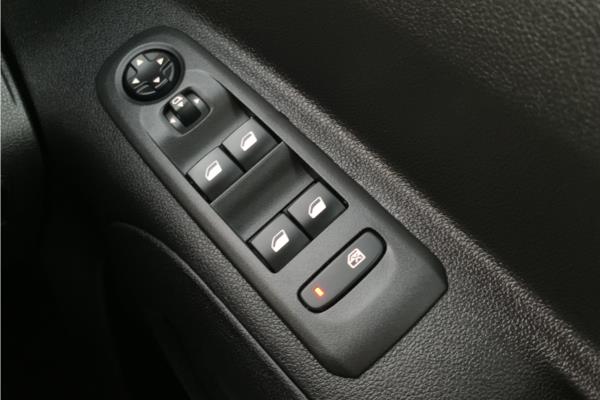 2020 Vauxhall Combo Life 1.5 Turbo D Elite MPV 5dr Diesel Auto Euro 6 (s/s) (130 ps) - Cloth, photo 22