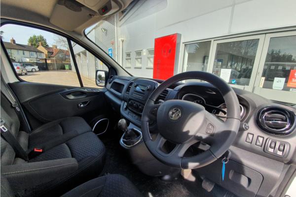 2019 VAUXHALL VIVARO - Black Cloth, photo 12