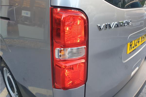 2024 Vauxhall Vivaro-e Life 50kWh Combi MPV 5dr Electric Auto LWB (9 Seat, 11kW Charger) (136 ps) - Curitiba Triton, photo 37