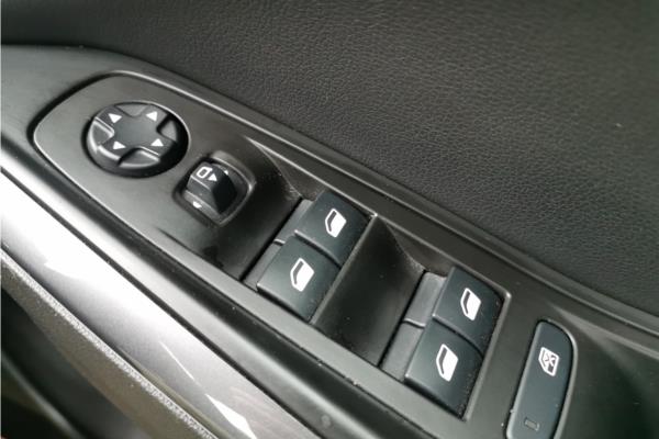 2020 Vauxhall Grandland X 1.2 Turbo SRi Nav SUV 5dr Petrol Auto Euro 6 (s/s) (130 ps) - Cloth, photo 22