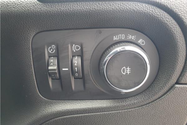 2022 Vauxhall Grandland 1.2 Turbo GS Line SUV 5dr Petrol Manual Euro 6 (s/s) (130 ps) - Harlekin Black, photo 21