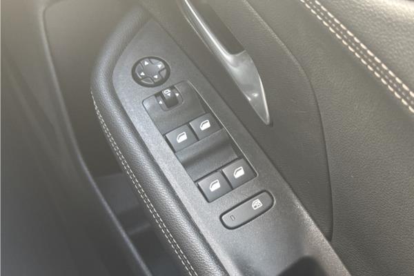2021 Vauxhall Mokka 1.2 Turbo SRi Nav Premium SUV 5dr Petrol Manual Euro 6 (s/s) (100 ps) - Cloth, photo 22