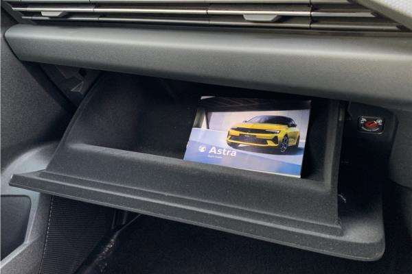 2024 VAUXHALL ASTRA - Jet Black Greta, photo 26