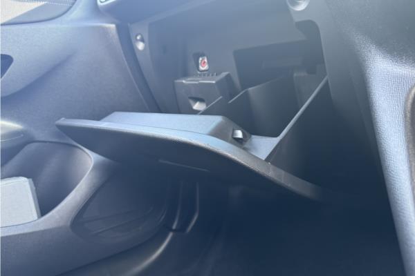 2022 Vauxhall Corsa 1.2 Turbo SRi Edition Hatchback 5dr Petrol Auto Euro 6 (s/s) (130 ps) - Cloth, photo 26