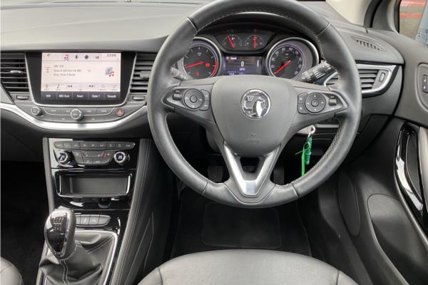 2018 Vauxhall Astra 1.4i Turbo Elite Nav Hatchback 5dr Petrol (150 ps) - Leather, photo 11