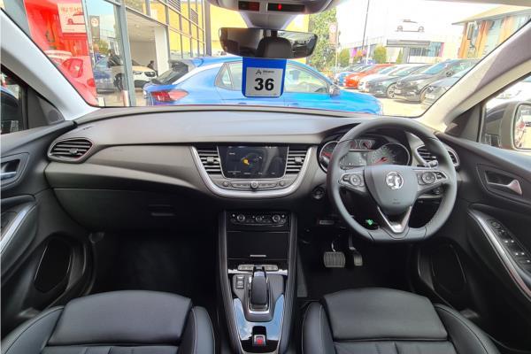 2020 Vauxhall Grandland X 1.6 13.2kWh Ultimate Nav SUV 5dr Petrol Plug-in Hybrid Auto 4WD Euro 6 (s/s) Hybrid4 (300 ps) - Leather, photo 10