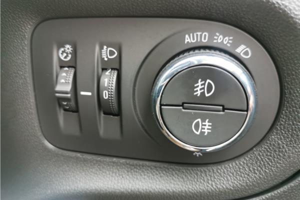 2020 Vauxhall Grandland X 1.2 Turbo SRi Nav SUV 5dr Petrol Auto Euro 6 (s/s) (130 ps) - Cloth, photo 21