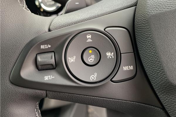 2025 Vauxhall Corsa 1.2 MHEV Ultimate Hatchback 5dr Petrol Hybrid e-DCT Euro 6 (s/s) (100 ps) - Alcantara Seat, photo 17