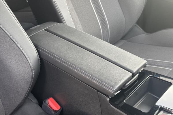 2023 Vauxhall Astra 1.2 Turbo GS Hatchback 5dr Petrol Auto Euro 6 (s/s) (130 ps) - Cloth, photo 32