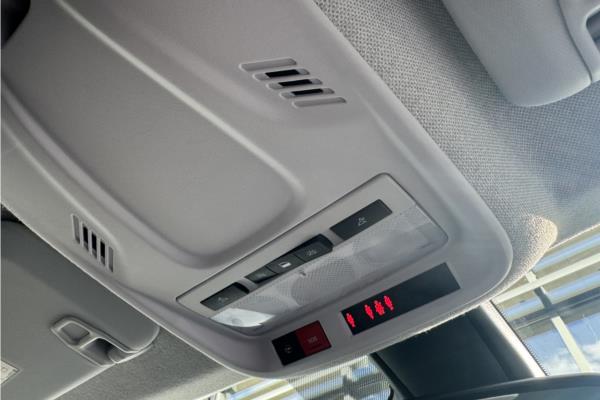 2021 Vauxhall Crossland 1.2 Turbo Ultimate Nav SUV 5dr Petrol Manual Euro 6 (s/s) (130 ps) - Cloth/Alcantara, photo 25