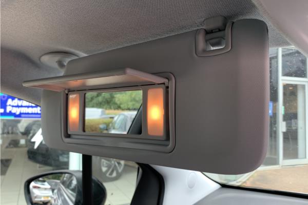 2022 Vauxhall Crossland 1.2 Turbo Elite Edition SUV 5dr Petrol Auto Euro 6 (s/s) (130 ps) - Cloth, photo 30