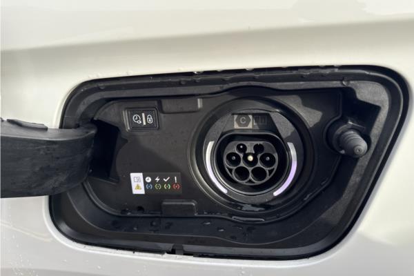 2022 Vauxhall Grandland 1.6 13.2kWh Ultimate SUV 5dr Petrol Plug-in Hybrid Auto Euro 6 (s/s) (225 ps) - Leather, photo 35