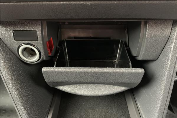 2017 Volkswagen Caddy-sequence-18