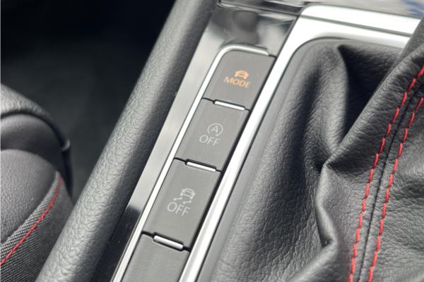 Non Franchise 2019 Volkswagen Golf 2.0 TSI GPF GTI Performance Hatchback 5dr Petrol DSG Euro 6 (s/s) (245 ps) - Fabic - Cloth, photo 32