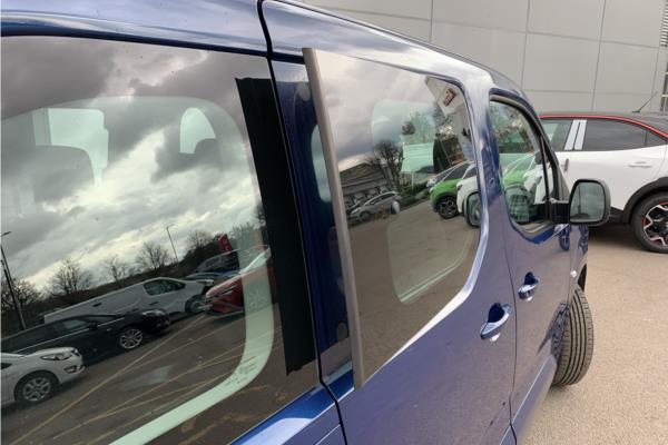 2020 Vauxhall Combo Life 1.2 Turbo GPF Energy MPV 5dr Petrol Manual Euro 6 (s/s) (7 Seat) (110 ps) - Cloth, photo 38