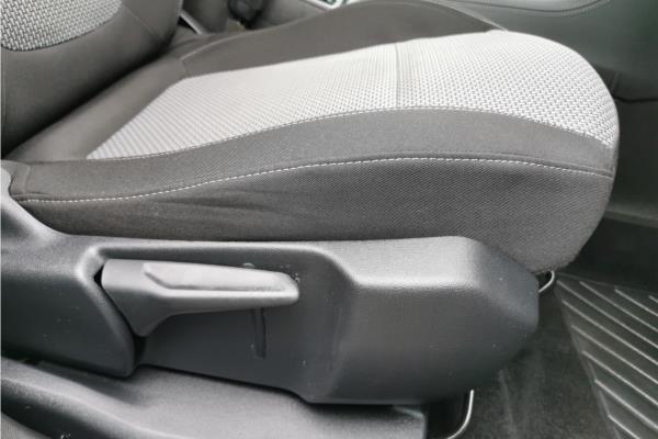 2020 Vauxhall Grandland X 1.2 Turbo GPF SE SUV 5dr Petrol Manual Euro 6 (s/s) (130 ps) - Cloth, photo 29
