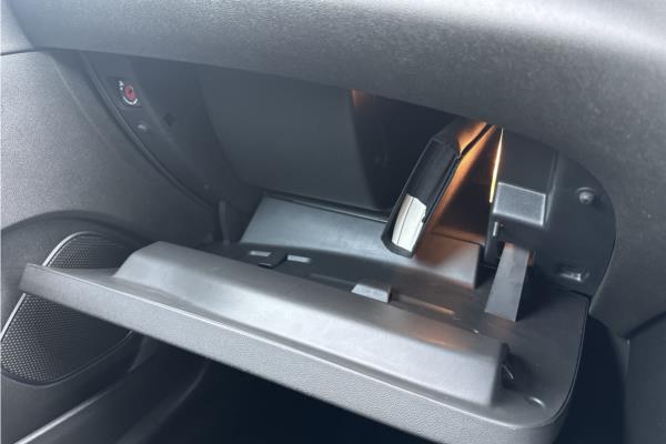 2020 Vauxhall Grandland X 1.2 Turbo SRi Nav SUV 5dr Petrol Manual Euro 6 (s/s) (130 ps) - Cloth, photo 26